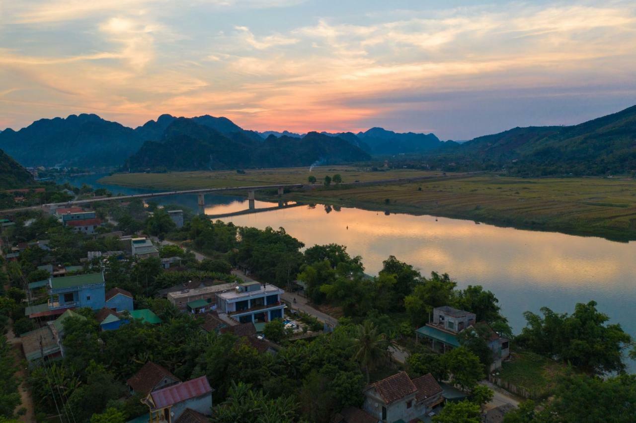 Fami Homestay Phong Nha Exterior photo